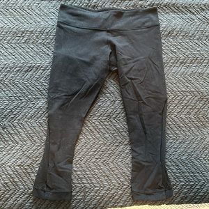 Lululemon capri leggings